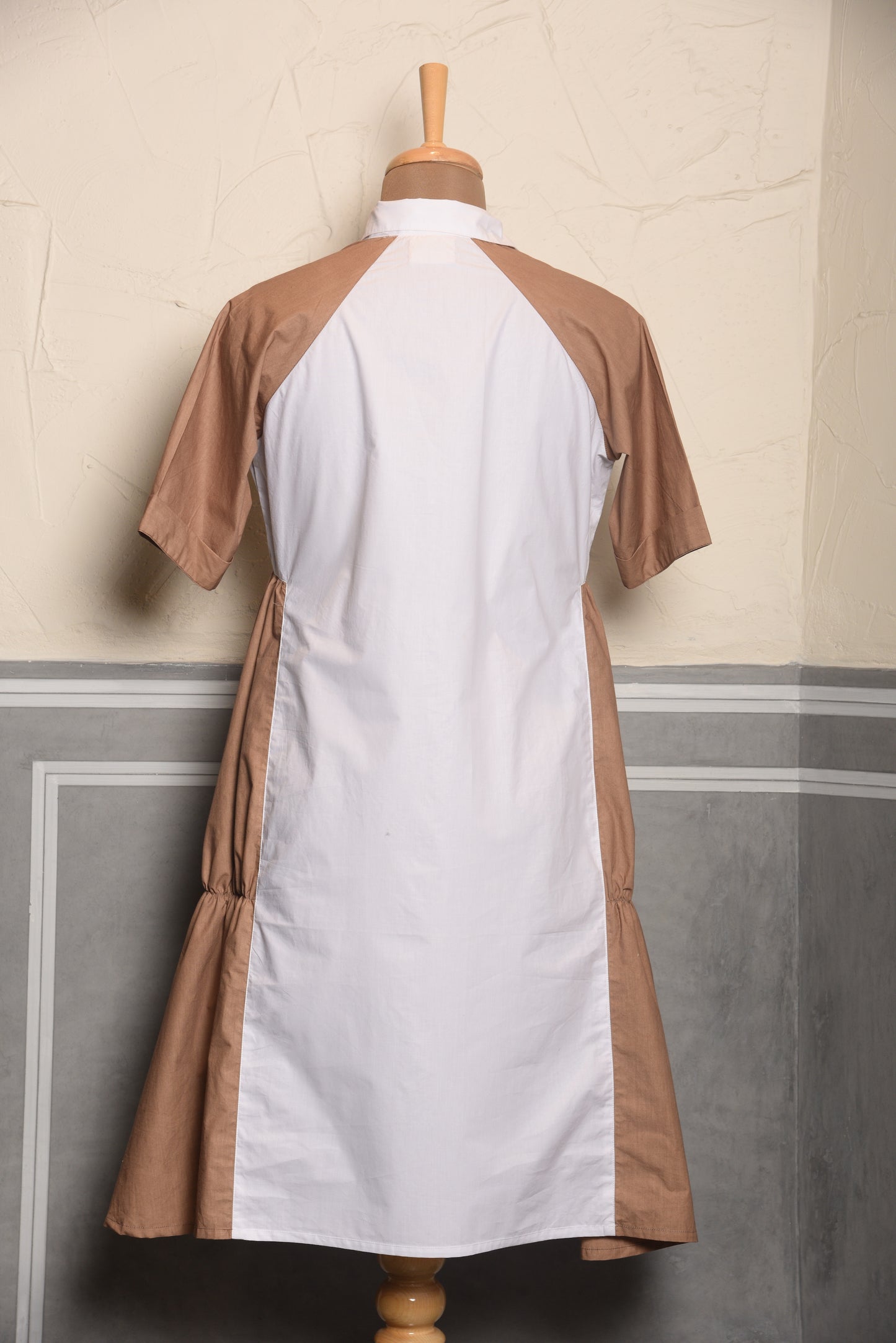 Mellisa Dress White/Taupe
