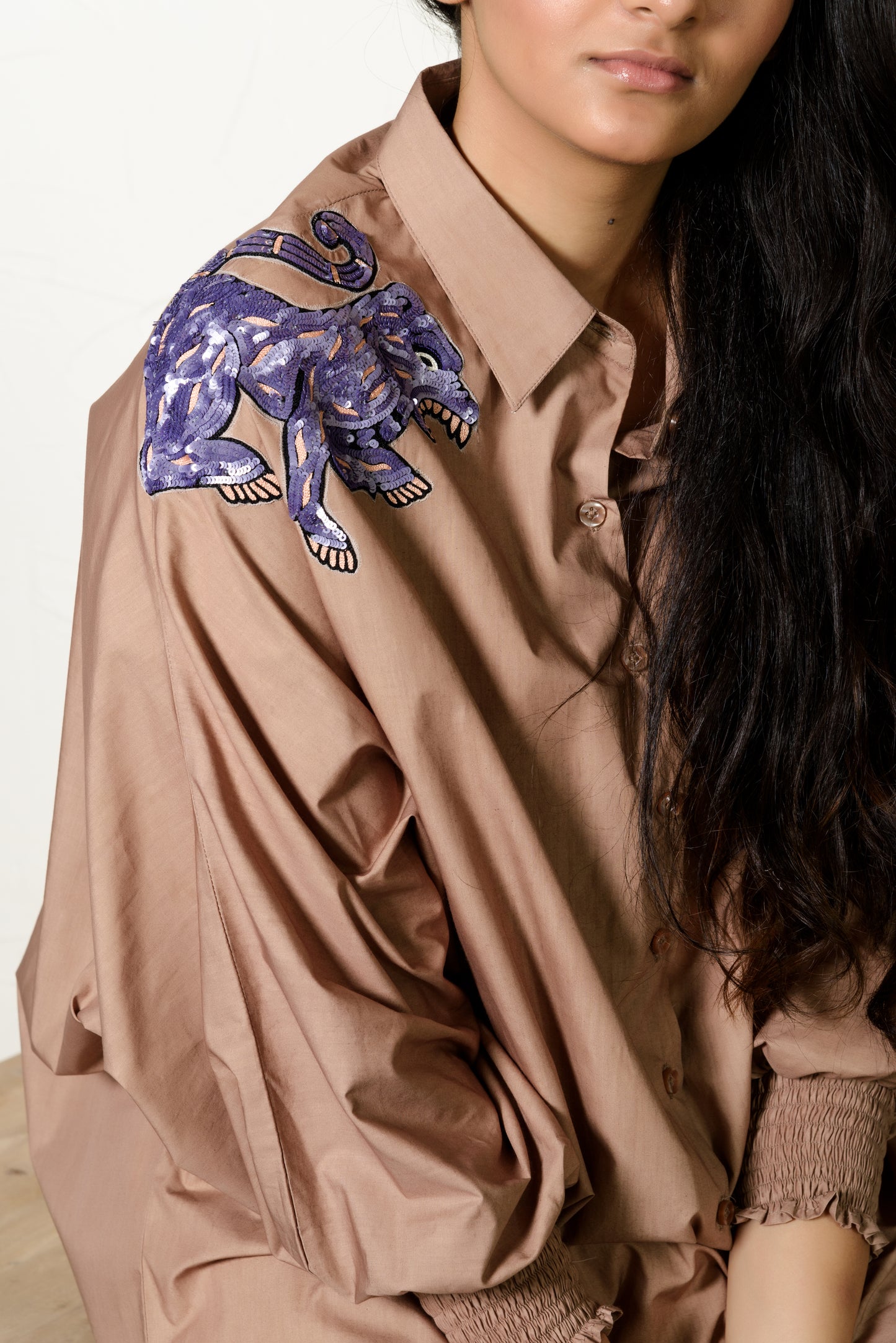 Lily Shirt Taupe